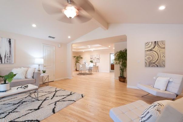 Dining room, Interior, Living room, Recessed Lighting, Wood Texture Flooring