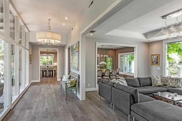 Chandelier, Dining room, Interior, Living room, Pendant Lights, Recessed Lighting, Wood Texture Flooring