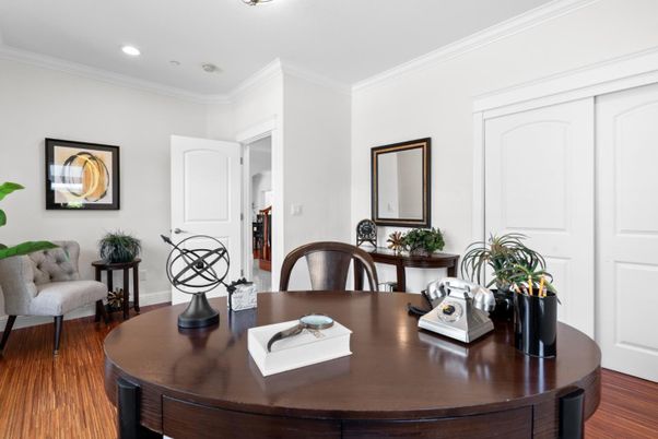 Home Office, Interior, Recessed Lighting, Wood Texture Flooring