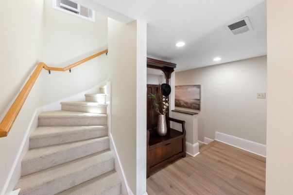Interior, Recessed Lighting, Wood Texture Flooring