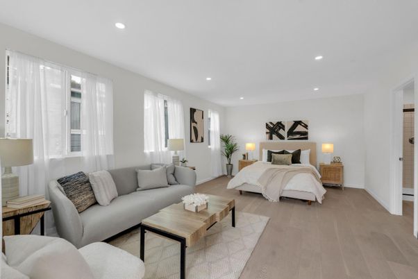 Bedroom, Interior, Living room, Recessed Lighting, Wood Texture Flooring