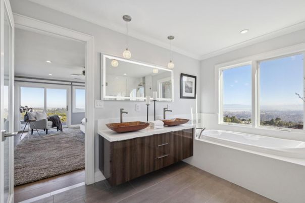 Bathroom, Dual Sink Vanities, Interior, Pendant Lights, Recessed Lighting