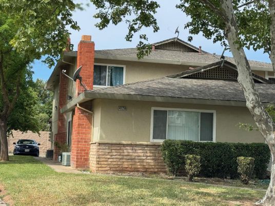 Exterior, Facade, American Craftsman