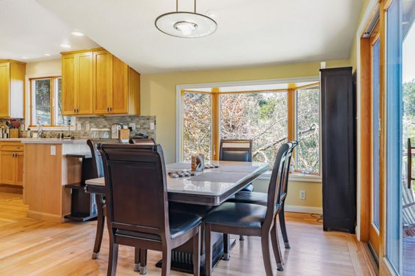 Dining room, Interior, Kitchen, Recessed Lighting, Wood Texture Flooring