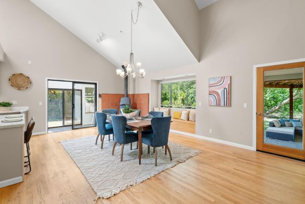 Chandelier, Dining room, Interior, Wood Texture Flooring