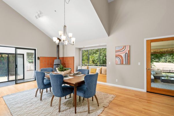 Chandelier, Dining room, Interior, Wood Texture Flooring