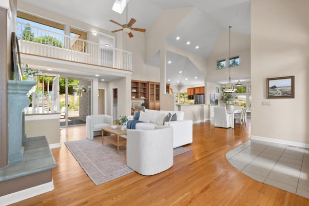 Interior, Kitchen, Living room, Pendant Lights, Recessed Lighting, Wood Texture Flooring