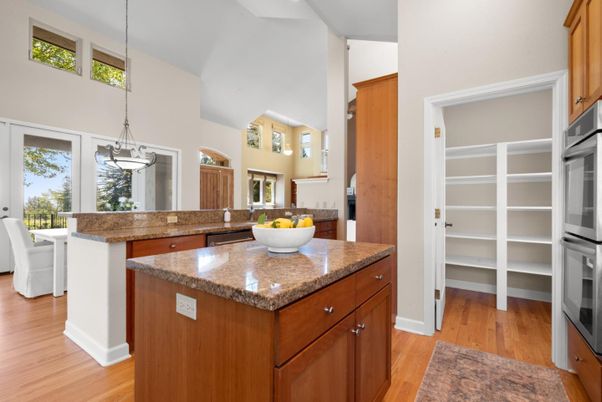 Interior, Kitchen, Pendant Lights, Wood Texture Flooring