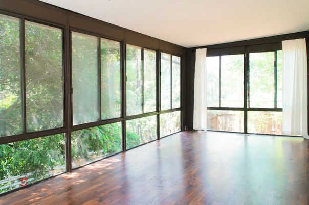 Empty room, Interior, Sun Room, Wood Texture Flooring
