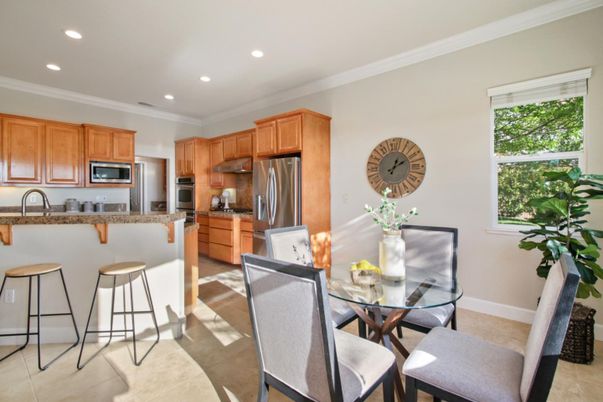 Dining room, Interior, Kitchen, Recessed Lighting, Stainless Steel Appliances