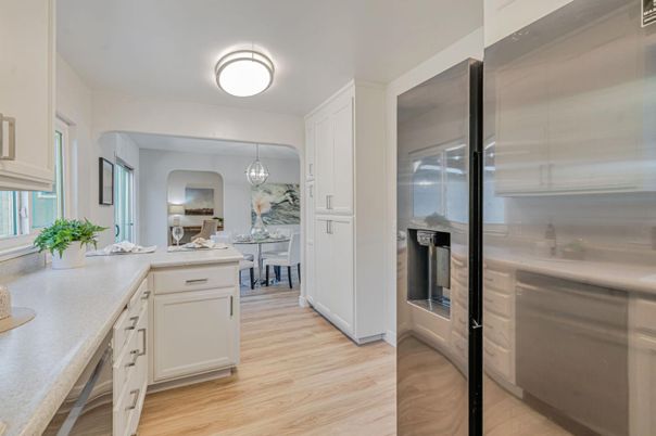 Dining room, Interior, Kitchen, Pendant Lights, Wood Texture Flooring