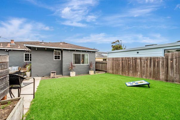 Backyard, Exterior