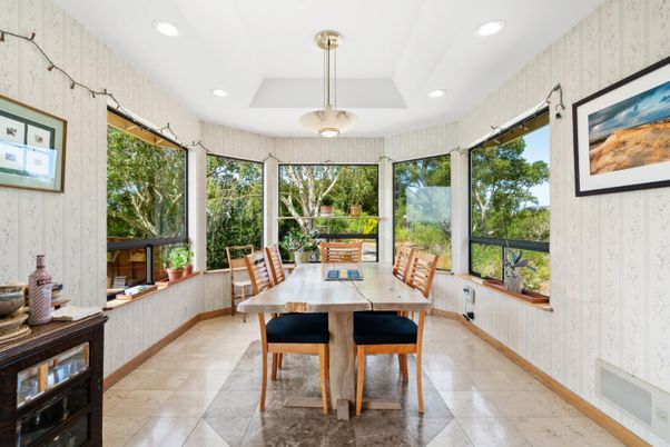 Dining room, Interior, Recessed Lighting, Sun Room