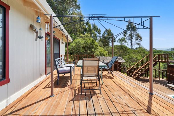Exterior, Wood Texture Flooring