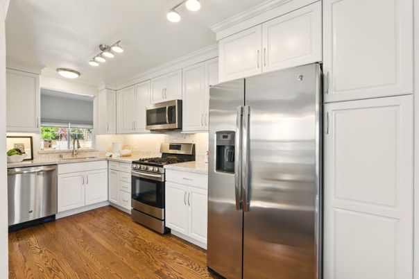 Interior, Kitchen, Stainless Steel Appliances, Wood Texture Flooring