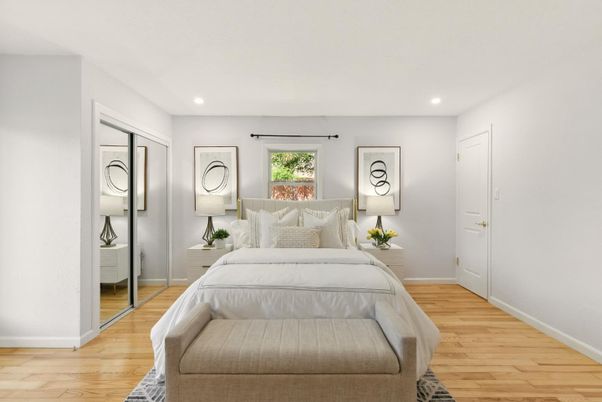Bedroom, Interior, Recessed Lighting, Wood Texture Flooring