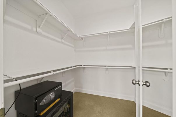 Interior, Walk-in Closets