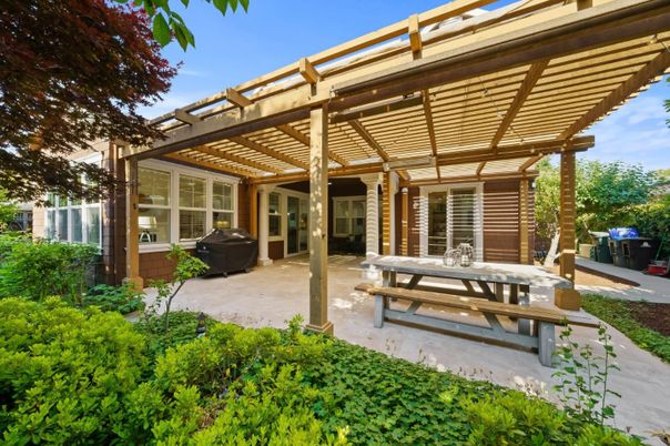 Exterior, Hot Tub
