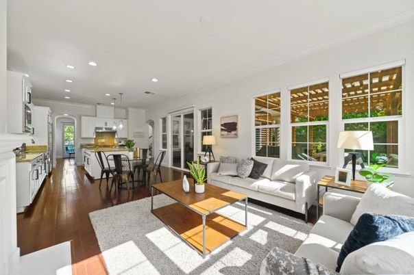 Dining room, Interior, Kitchen, Living room, Pendant Lights, Recessed Lighting, Stainless Steel Appliances, Wood Texture Flooring