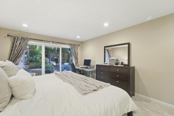Bedroom, Home Office, Interior, Recessed Lighting