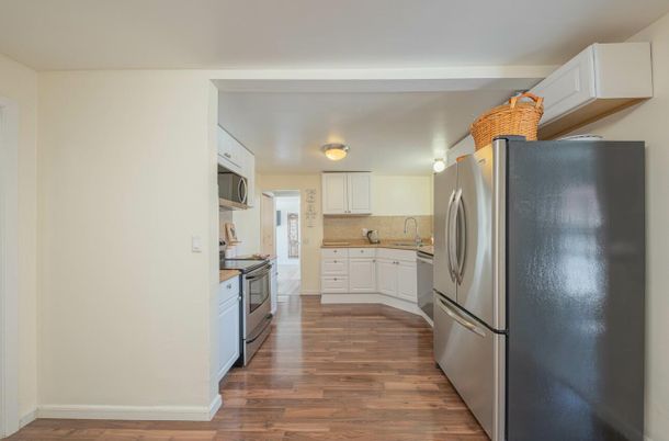 Interior, Kitchen, Stainless Steel Appliances, Wood Texture Flooring