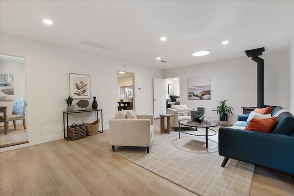 Interior, Living room, Recessed Lighting, Wood Texture Flooring