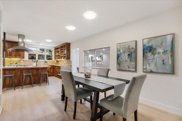Dining room, Interior, Kitchen, Recessed Lighting, Wood Texture Flooring