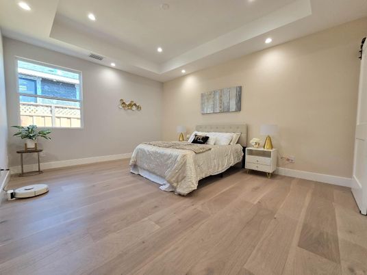Bedroom, Interior, Recessed Lighting, Wood Texture Flooring
