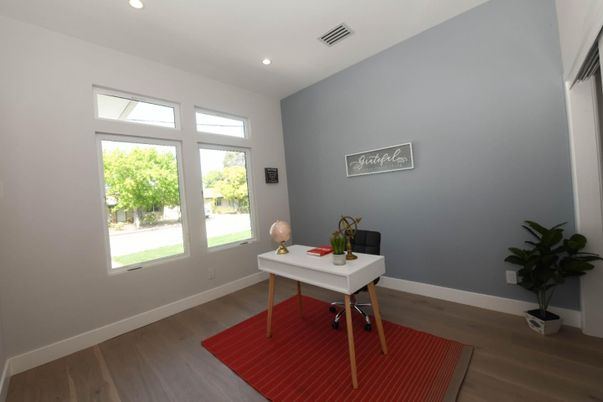 Home Office, Interior, Recessed Lighting, Wood Texture Flooring