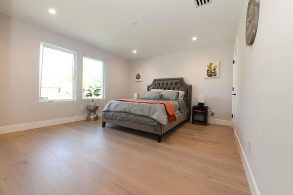 Bedroom, Interior, Recessed Lighting, Wood Texture Flooring