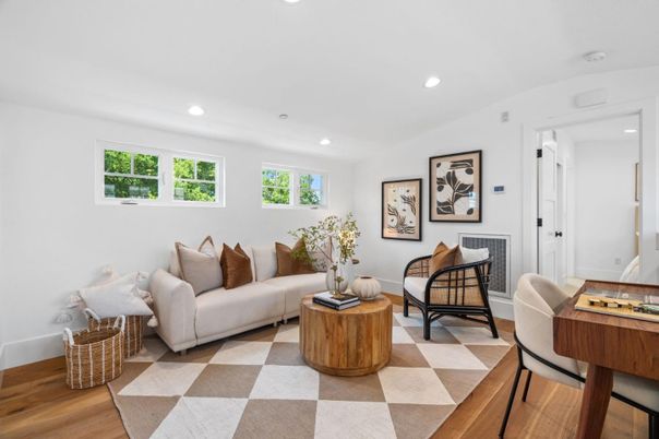 Interior, Living room, Recessed Lighting, Wood Texture Flooring