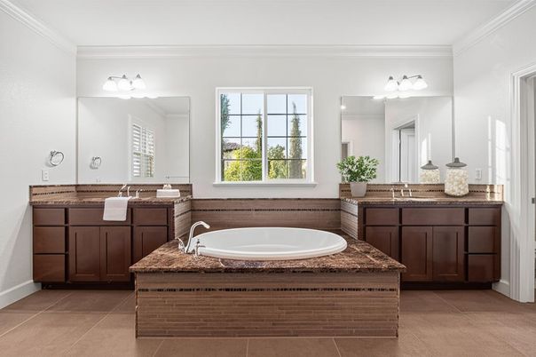 Bathroom, Dual Sink Vanities, Interior