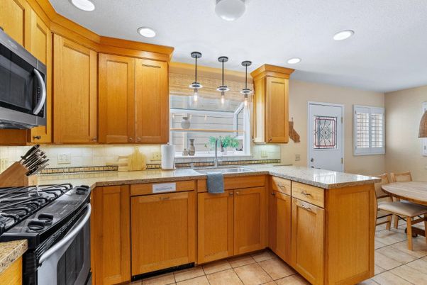 Interior, Kitchen, Pendant Lights, Recessed Lighting