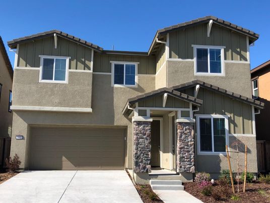 Attached, Exterior, Facade, American Craftsman
