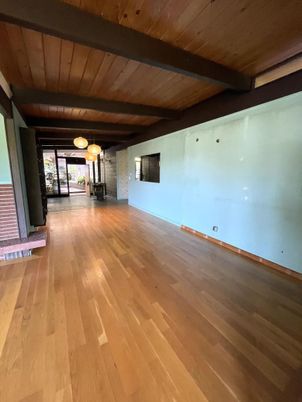 Empty room, Interior, Wooden Beams, Wooden Ceilings, Wood Texture Flooring