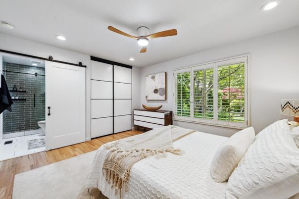 Bedroom, Interior, Recessed Lighting, Wood Texture Flooring