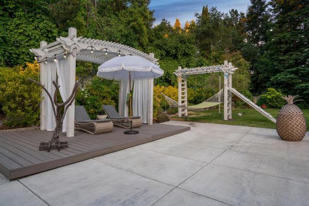Backyard, Exterior, Playground