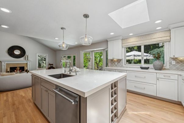 Fireplace, Interior, Kitchen, Pendant Lights, Recessed Lighting, Wood Texture Flooring