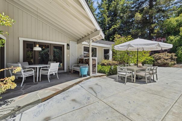 Exterior, Hot Tub