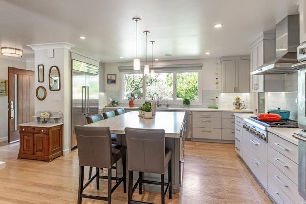 Dining room, Interior, Kitchen, Pendant Lights, Recessed Lighting, Stainless Steel Appliances, Wood Texture Flooring