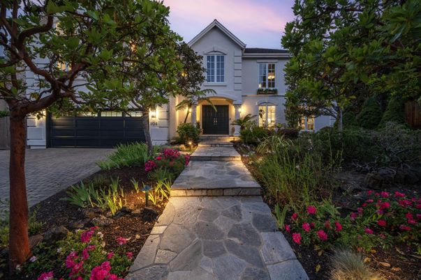 Attached, Exterior, Facade, Mediterranean