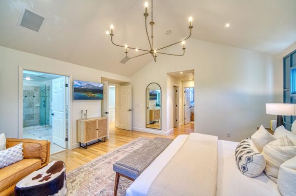 Bathroom, Bedroom, Chandelier, Glass Shower, Interior, Living room, Recessed Lighting, Wood Texture Flooring