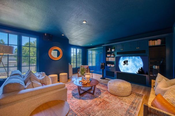 Interior, Living room, Projection Screen, Recessed Lighting, Wood Texture Flooring