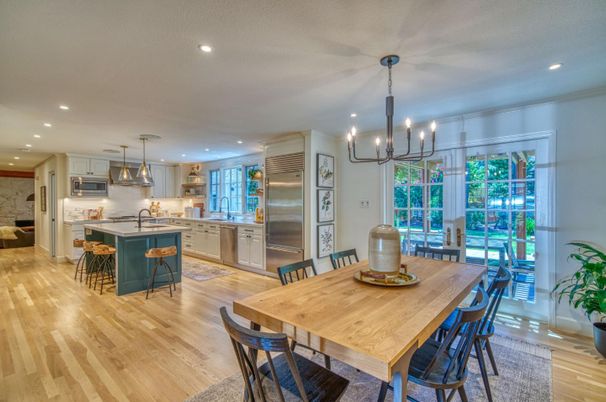 Dining room, Interior, Kitchen, Pendant Lights, Recessed Lighting, Stainless Steel Appliances, Wood Texture Flooring