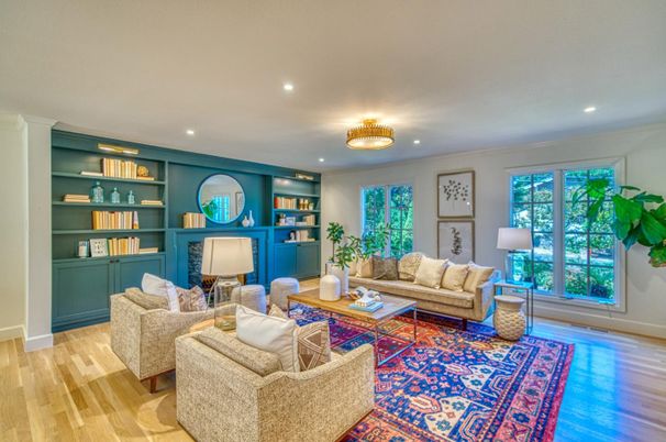 Interior, Living room, Recessed Lighting, Wood Texture Flooring
