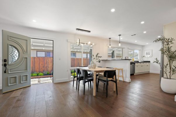 Dining room, Interior, Kitchen, Pendant Lights, Recessed Lighting, Wood Texture Flooring