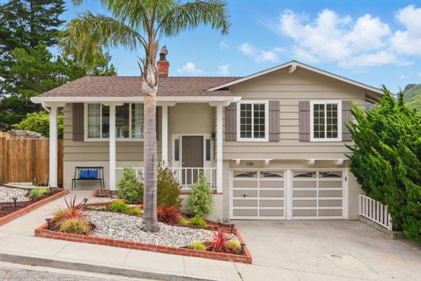 Attached, Exterior, Facade, Raised Ranch