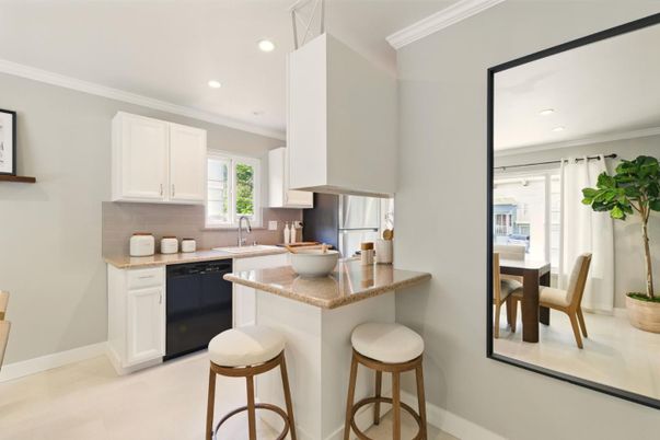 Dining room, Interior, Kitchen, Recessed Lighting