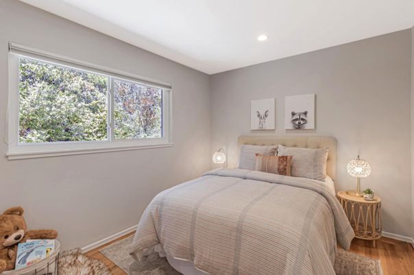 Bedroom, Interior, Recessed Lighting, Wood Texture Flooring