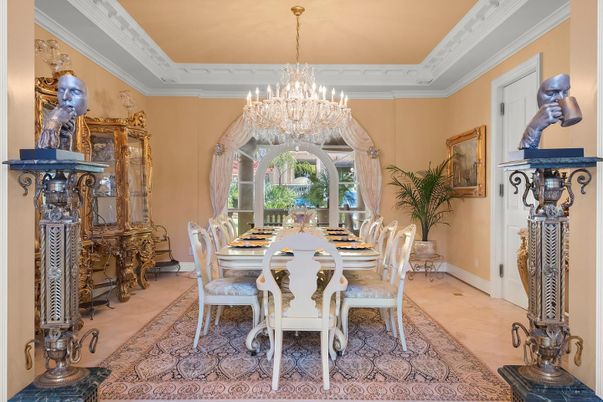 Chandelier, Dining room, Interior